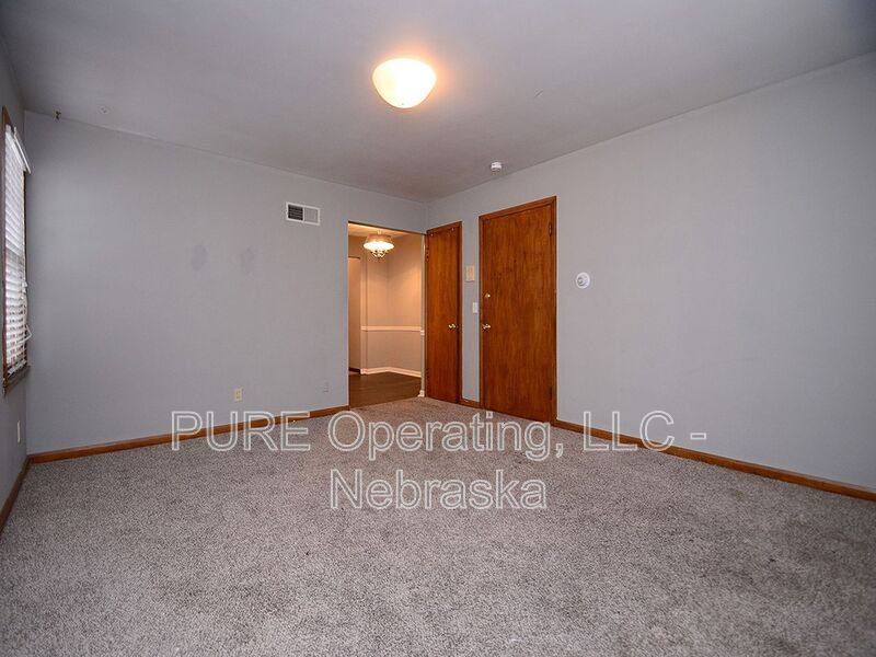 Apartment for rent at 220 N 32 Ave #4, Omaha, NE 68131