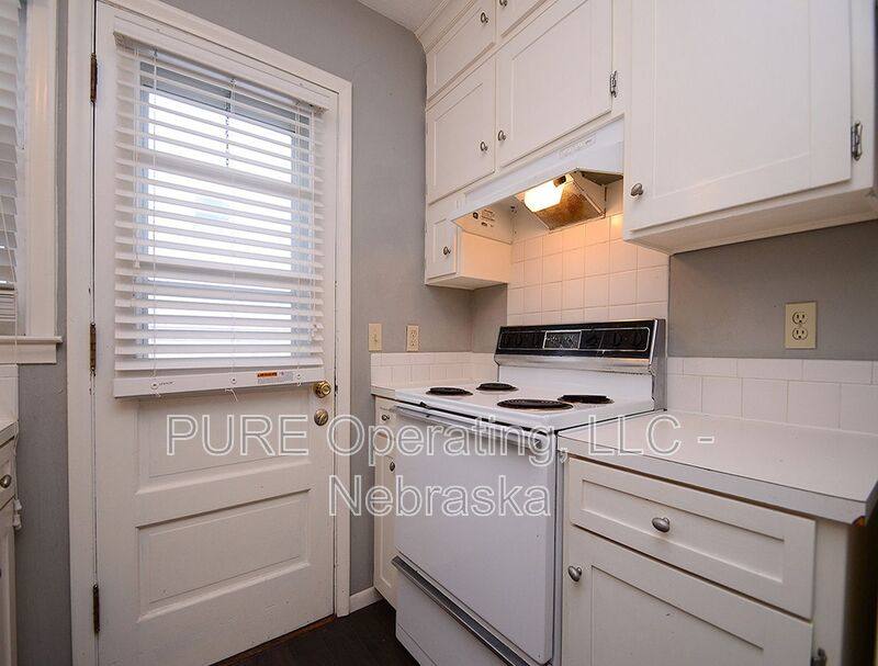 Apartment for rent at 220 N 32 Ave #4, Omaha, NE 68131