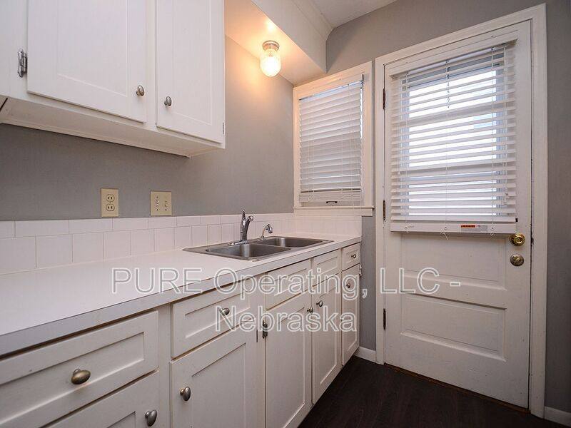 Apartment for rent at 220 N 32 Ave #4, Omaha, NE 68131