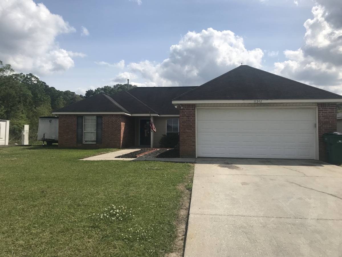 House for rent at 11342 Woodlore Ave, Denham Springs, LA 70726
