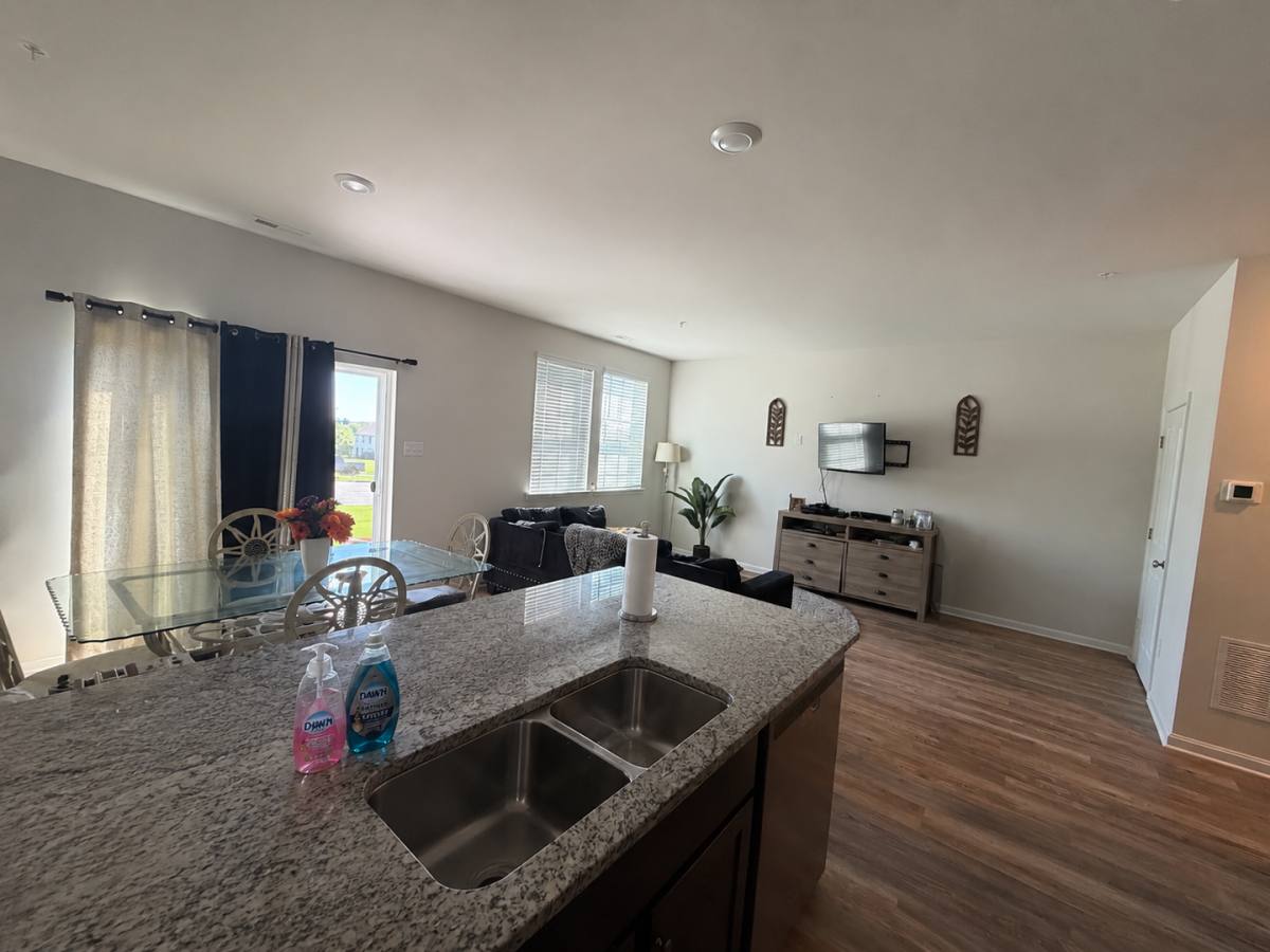 House for rent at 335 Locust Run Dr, York, PA 17404