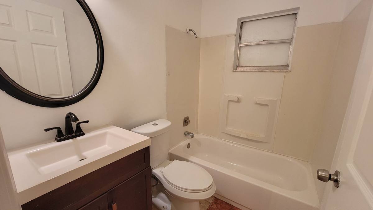 Apartment for rent at 703 56th Ave E, Bradenton, FL 34203