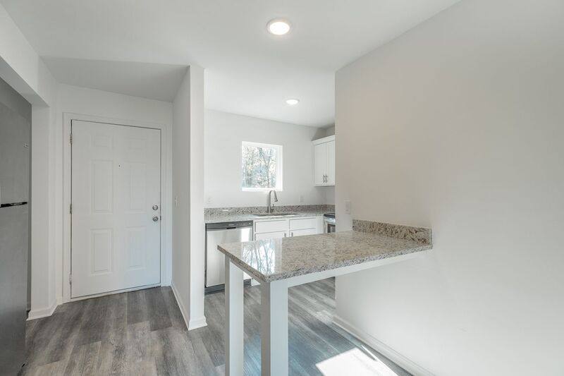 Apartment for rent at 73 Shallowford Rd #4, Chattanooga, TN 37404