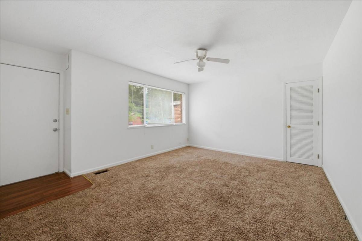 Apartment for rent at 809 - 811 Riverside Rd, Greenwood, IN 46142