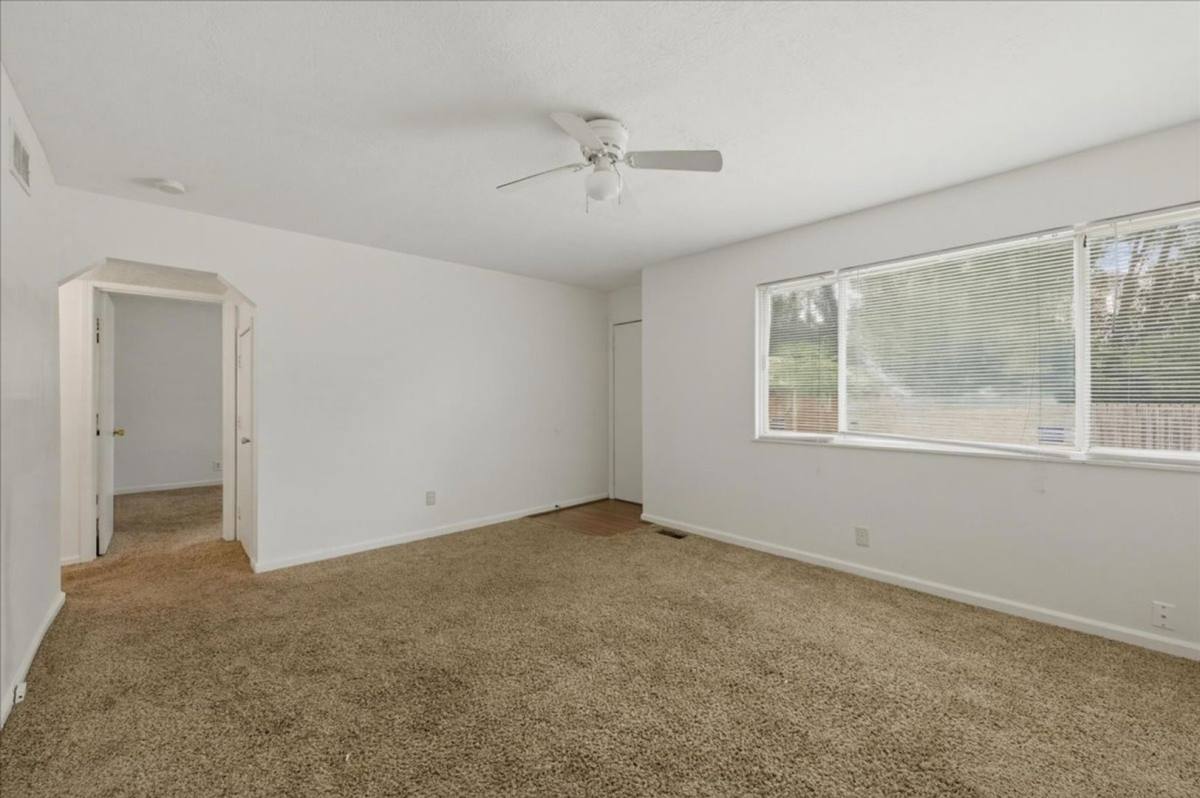 Apartment for rent at 809 - 811 Riverside Rd, Greenwood, IN 46142