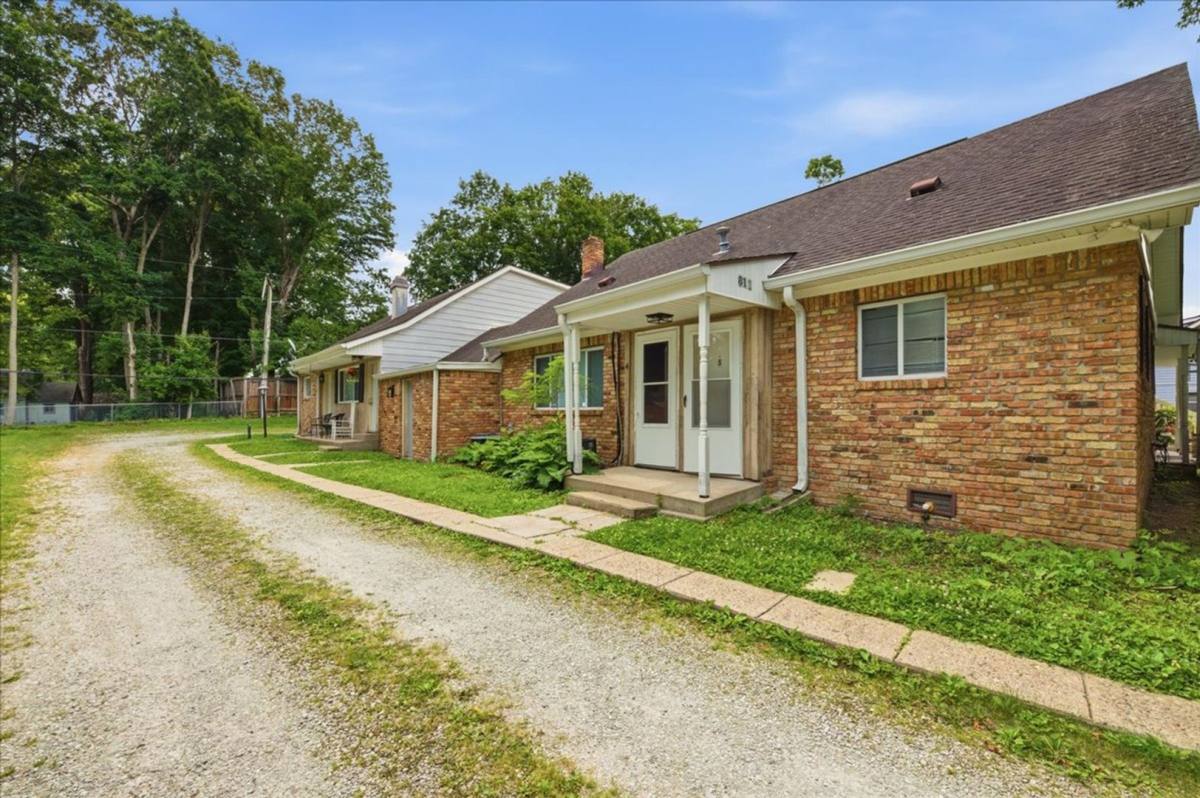 Apartment for rent at 809 - 811 Riverside Rd, Greenwood, IN 46142
