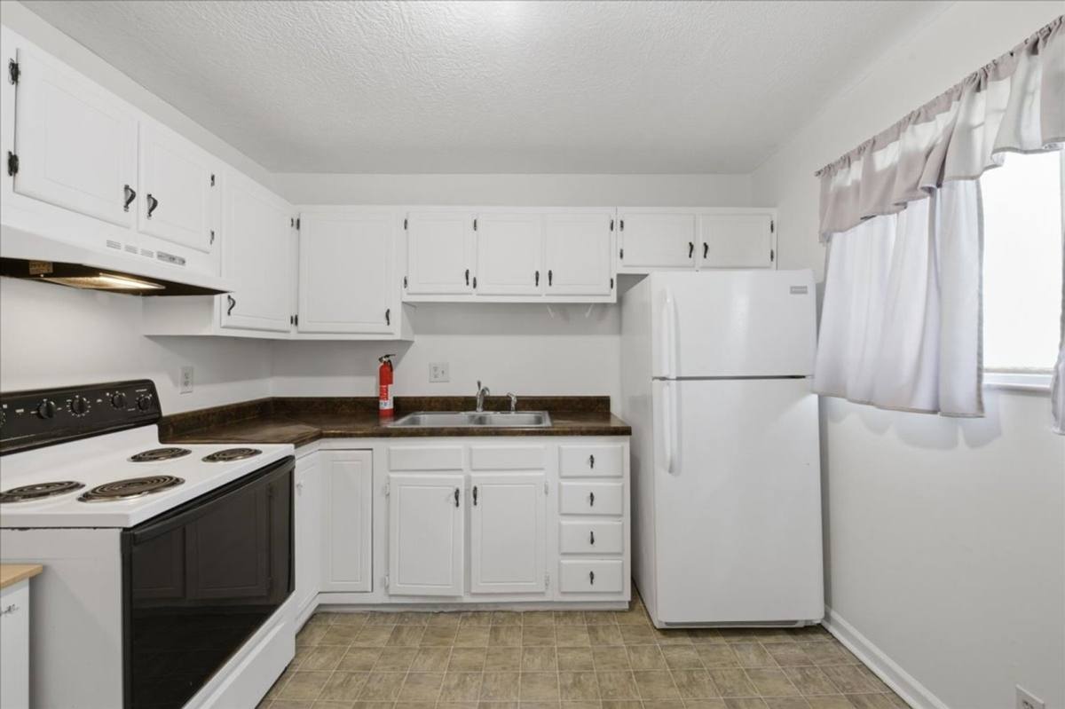 Apartment for rent at 809 - 811 Riverside Rd, Greenwood, IN 46142