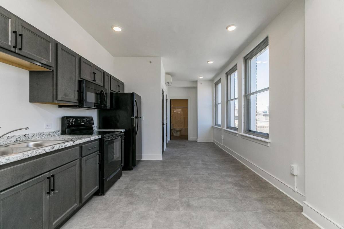 Apartment for rent at 210 2nd St SE, Cedar Rapids, IA 52401