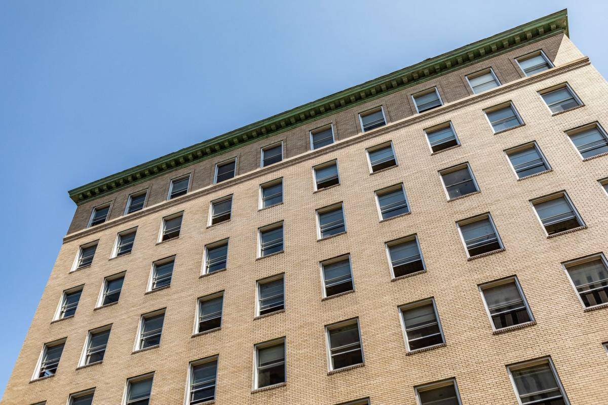 Apartment for rent at 210 2nd St SE, Cedar Rapids, IA 52401