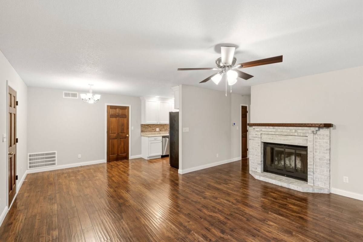 Apartment for rent at 1720-1722-1724-1726 N Chapman Lane, Columbia, MO 65202