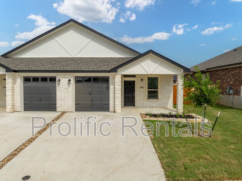 Townhouse for rent at 5109 Rose Petal Court #1, Killeen, TX 76542