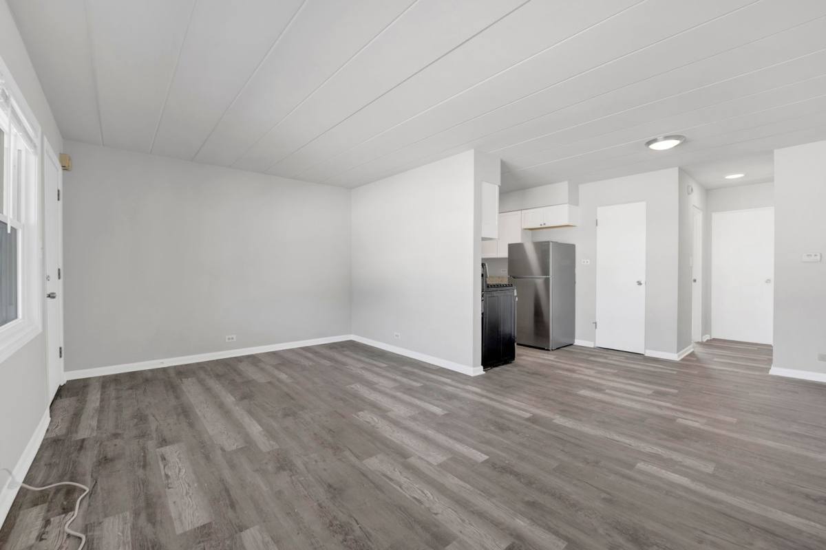Apartment for rent at 2901 S Harlem Ave, Berwyn, IL 60402