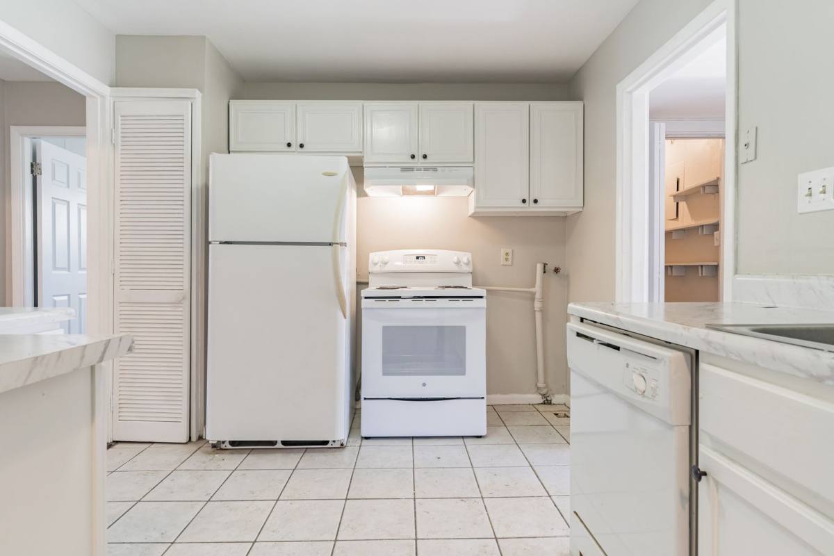 House for rent at 132 Woodside Dr, Birmingham, AL 35210