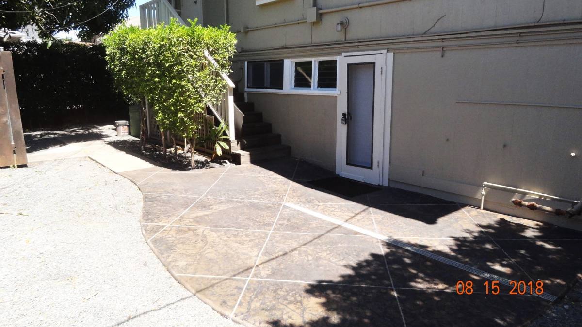 Apartment for rent at 3124 Brokaw St, Honolulu, HI 96815