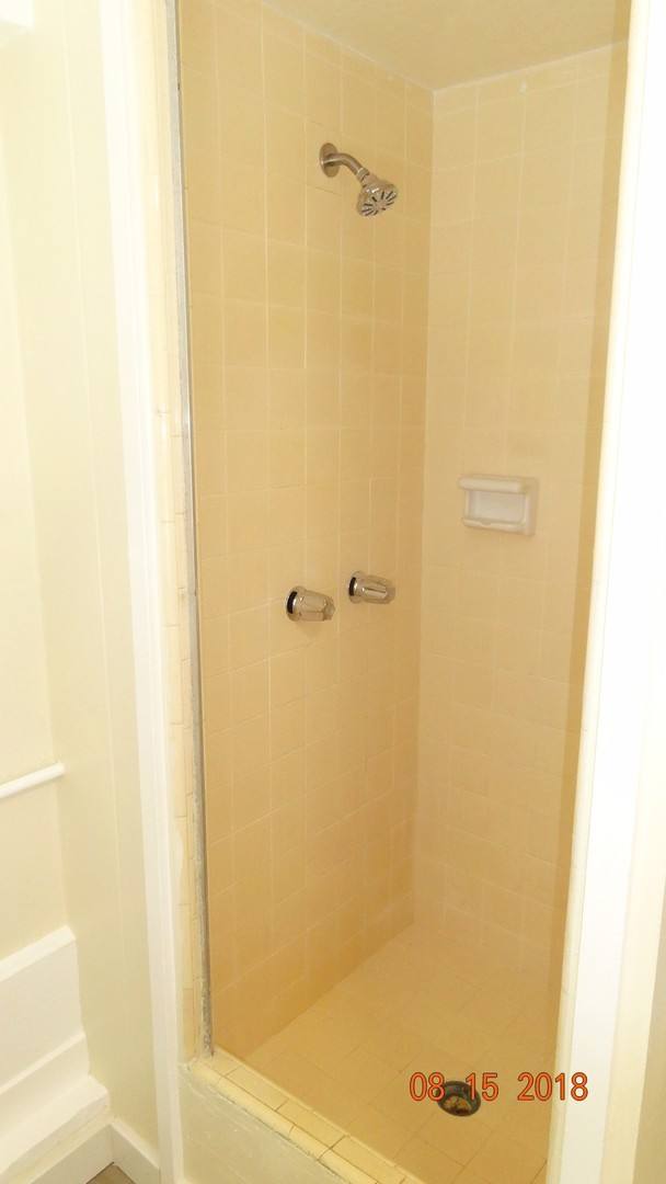 Apartment for rent at 3124 Brokaw St, Honolulu, HI 96815