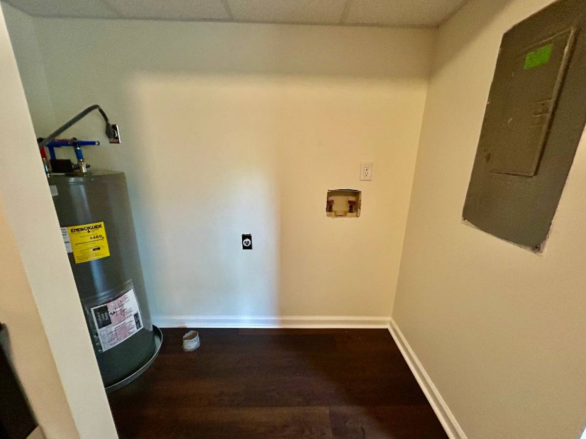 Apartment for rent at 190 Macey Ave, Versailles, KY 40383