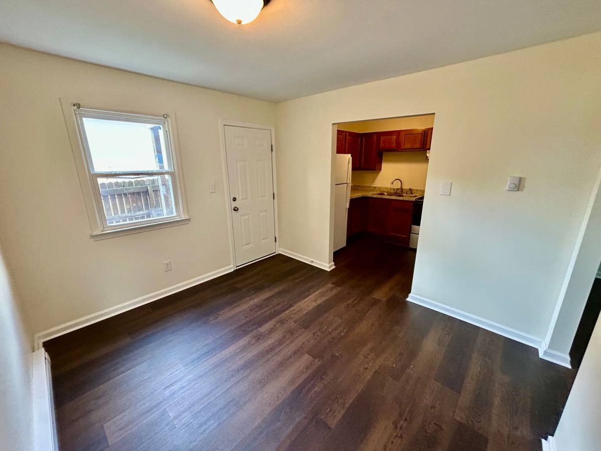 Apartment for rent at 190 Macey Ave, Versailles, KY 40383