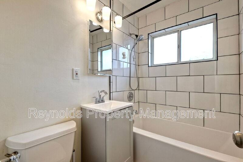 Apartment for rent at 3341 Chamoune Ave, San Diego, CA 92105