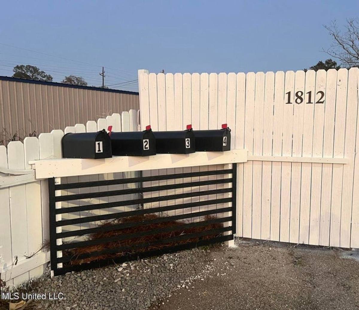 Apartment for rent at 1812 Market St, Pascagoula, MS 39567