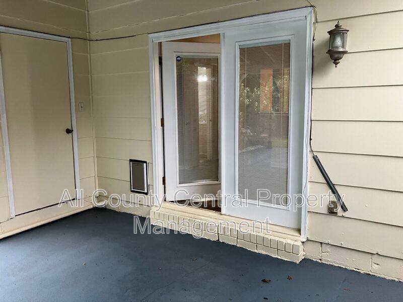 Townhouse for rent at 2350 Grayson Valley Circle, Birmingham, AL 35235