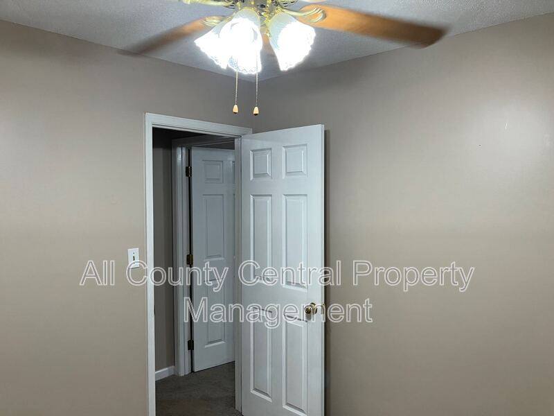 Townhouse for rent at 2350 Grayson Valley Circle, Birmingham, AL 35235