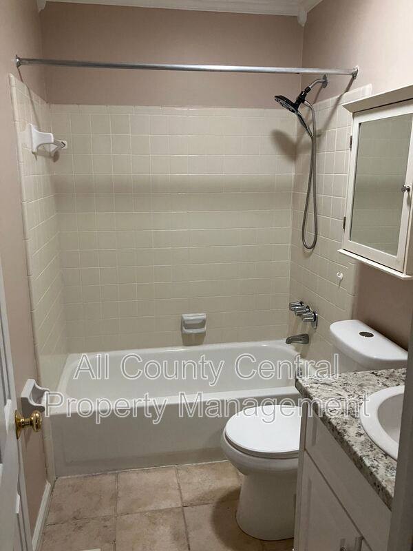 Townhouse for rent at 2350 Grayson Valley Circle, Birmingham, AL 35235