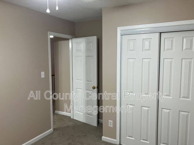 Townhouse for rent at 2350 Grayson Valley Circle, Birmingham, AL 35235