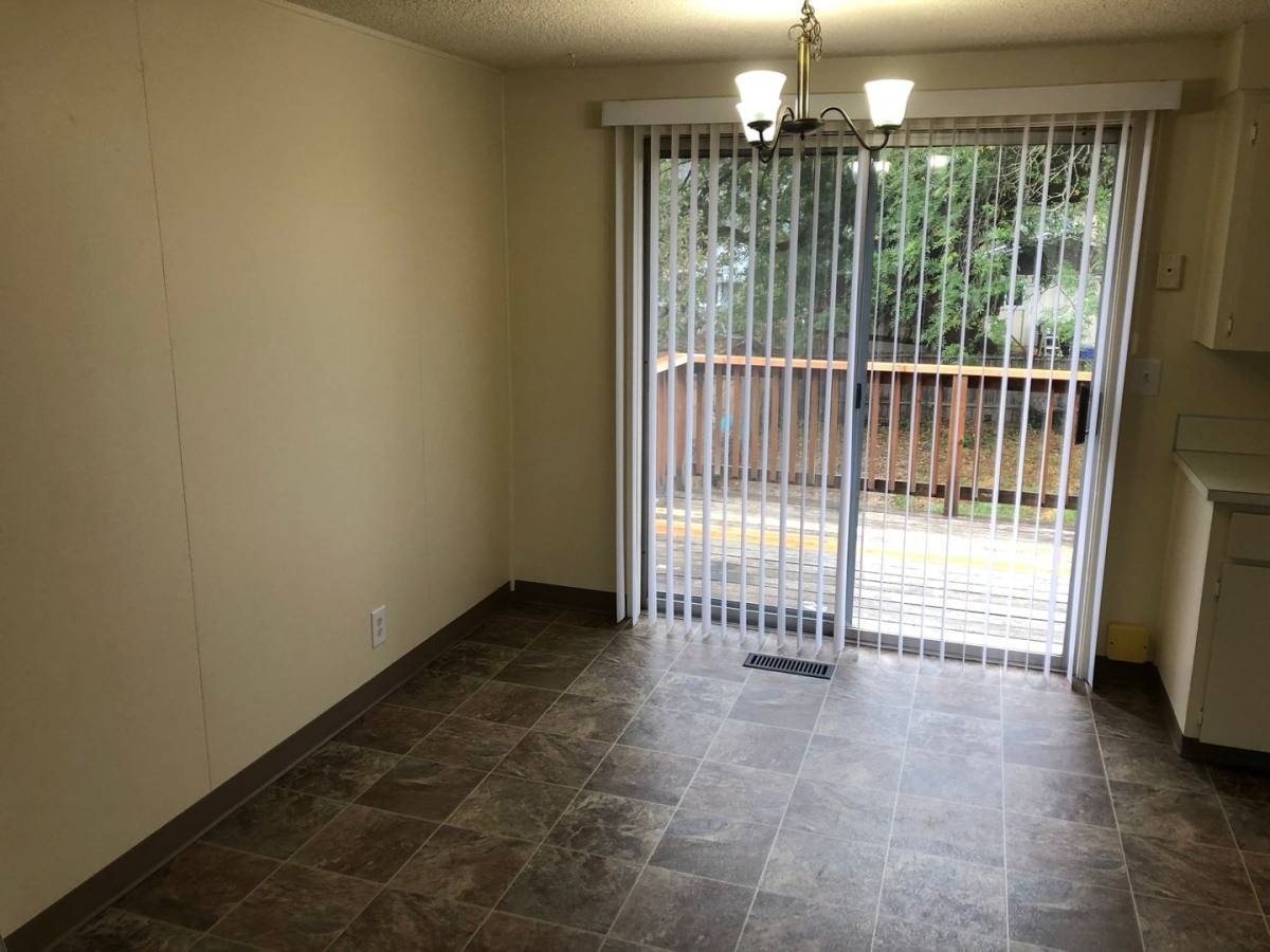 House for rent at 1009 N Hulet Ave, Newberg, OR 97132