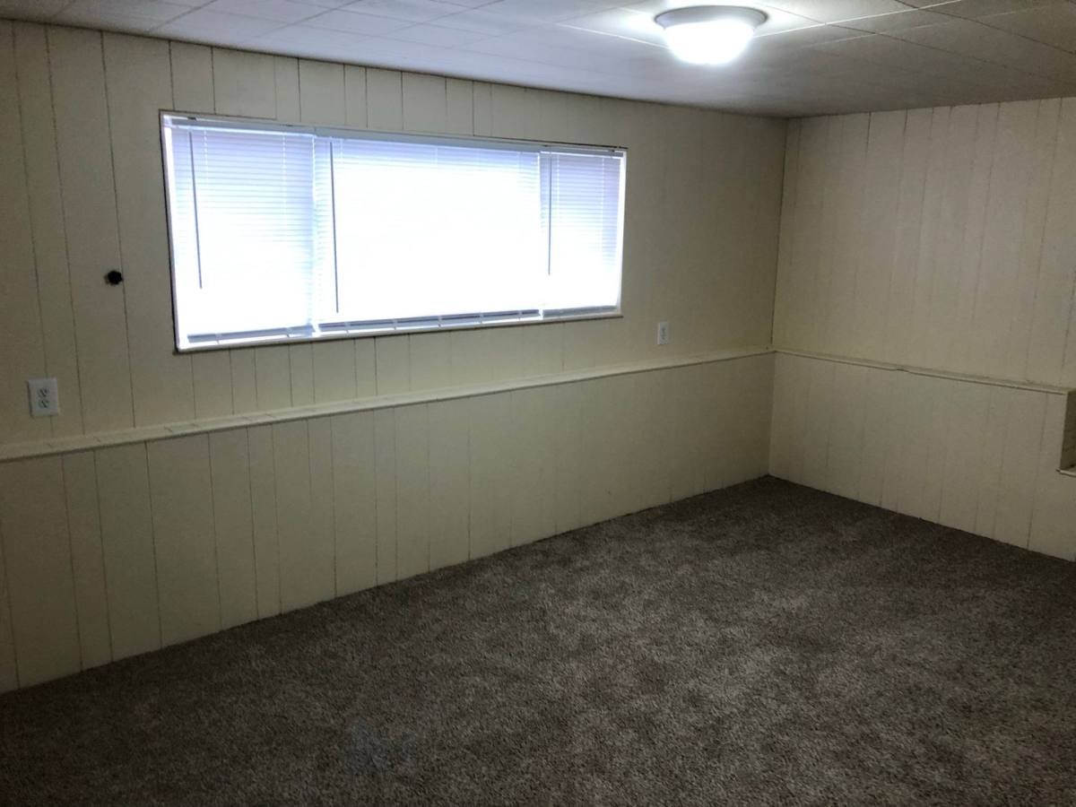 House for rent at 1009 N Hulet Ave, Newberg, OR 97132