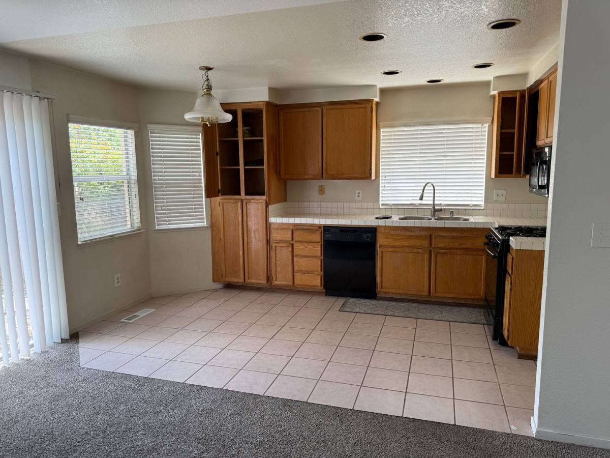 House for rent at 418 Kinsmill Court, Suisun City, CA 94585