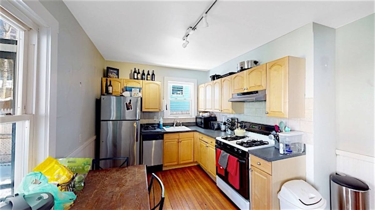 243 Summer St #3, Somerville, MA 02143