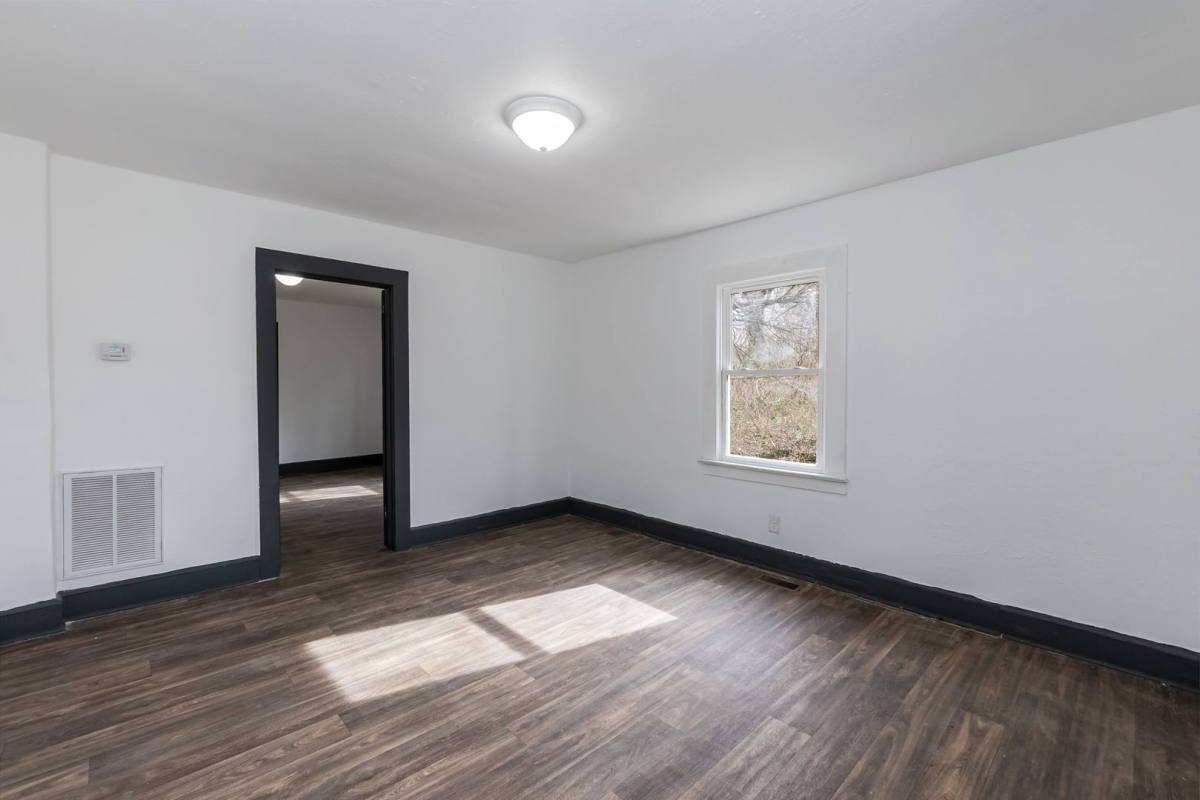 Townhouse for rent at 647 Arch St, Henderson, NC 27536