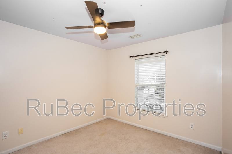 House for rent at 10313 Scotch Pine Circle, Charlotte, NC 28262