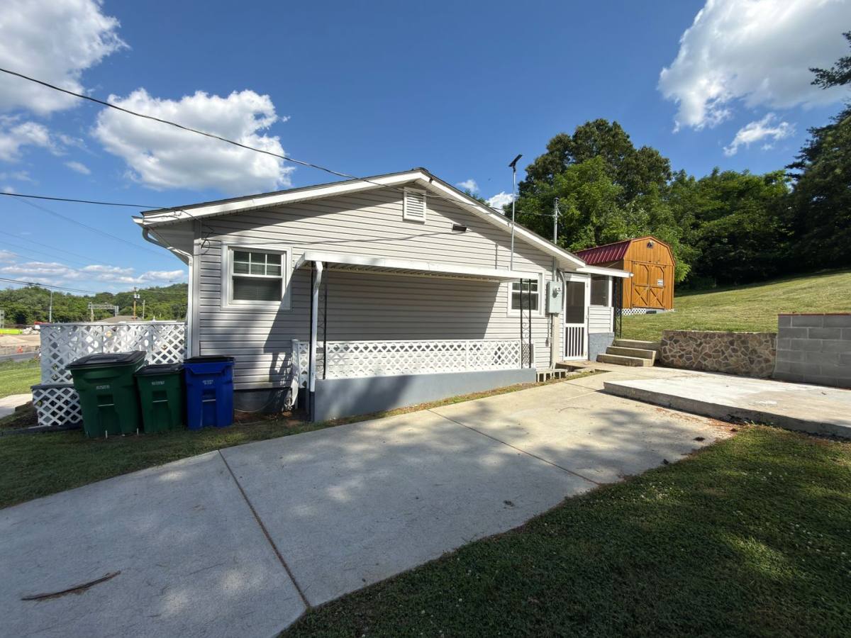 House for rent at 975 Depot St, Christiansburg, VA 24073