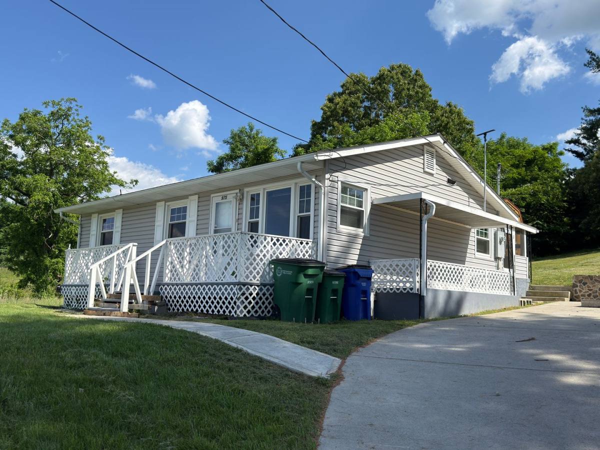 House for rent at 975 Depot St, Christiansburg, VA 24073