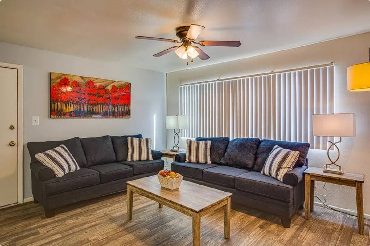 Apartment for rent at 2641 W Butler Dr, Phoenix, AZ 85051