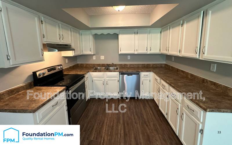 House for rent at 4523 Knotty Oaks Dr, Memphis, TN 38141
