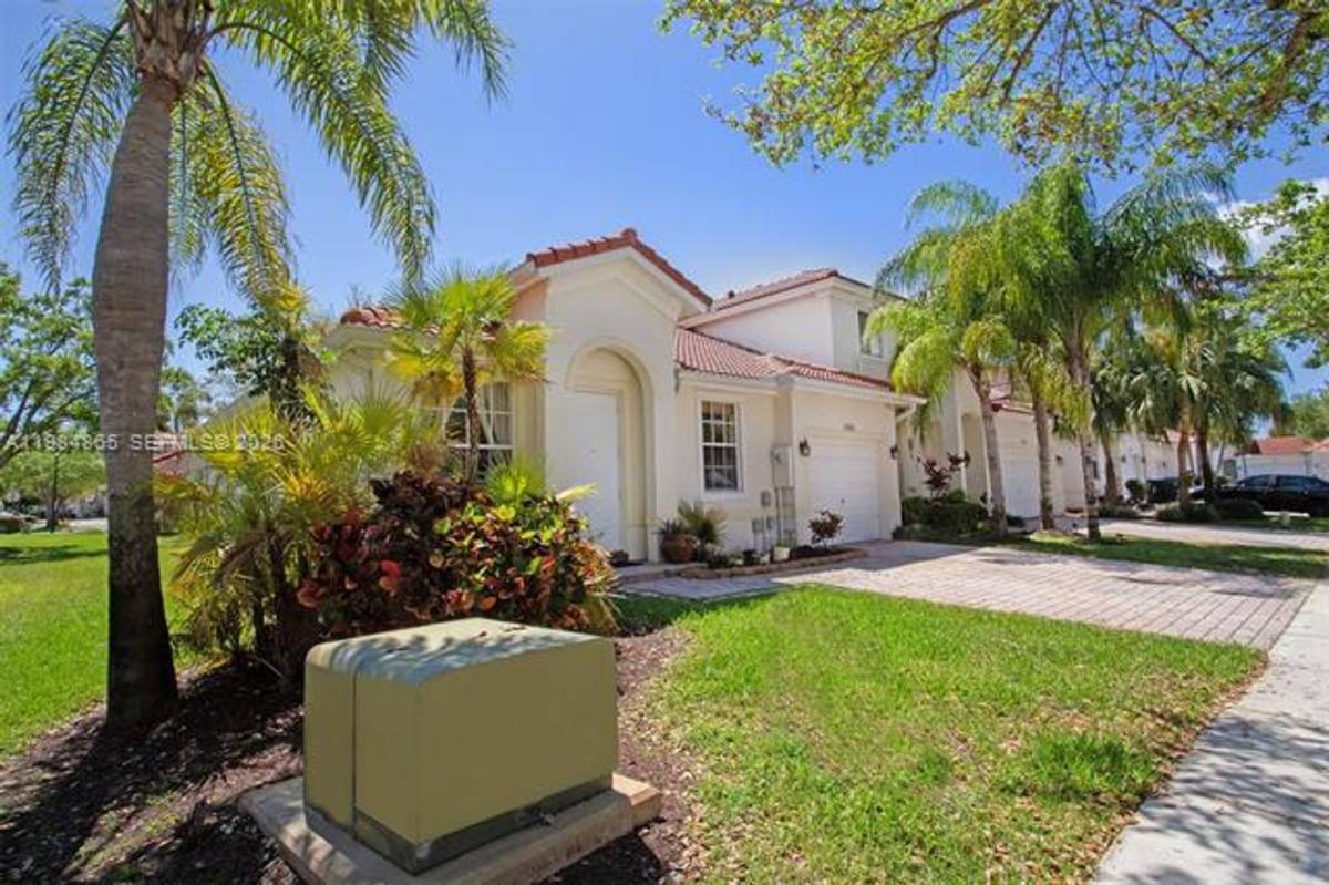 Townhouse for rent at 18860 SW 25th Court, Hollywood, FL 33029
