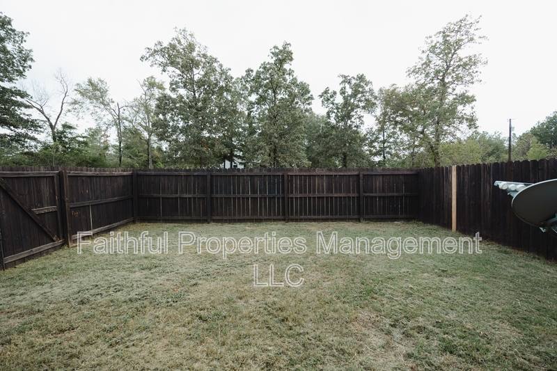 Apartment for rent at 10479 Cr #2173, Whitehouse, TX 75791