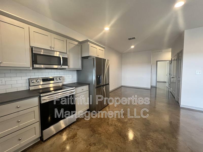 Apartment for rent at 10479 Cr #2173, Whitehouse, TX 75791