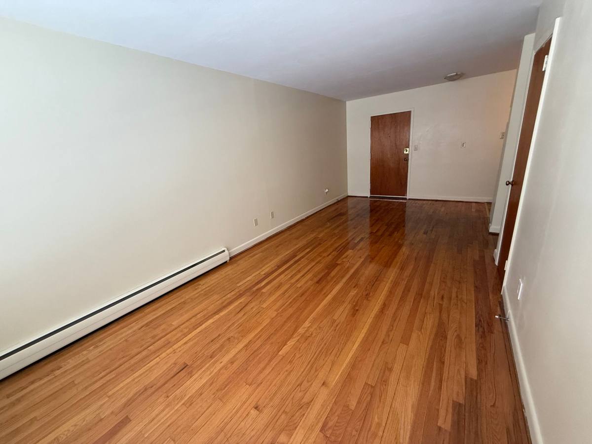 Apartment for rent at 410 Prospect Ave, Hartford, CT 06105