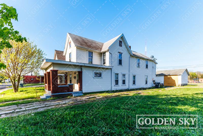 Apartment for rent at 2207 S Walnut St #1, Muncie, IN 47302