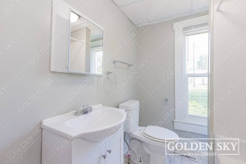 Apartment for rent at 2207 S Walnut St #1, Muncie, IN 47302