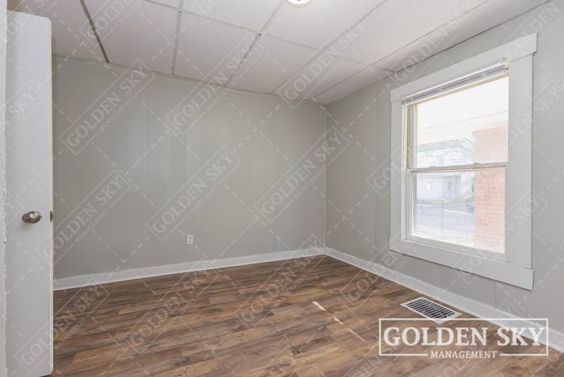 Apartment for rent at 2207 S Walnut St #1, Muncie, IN 47302