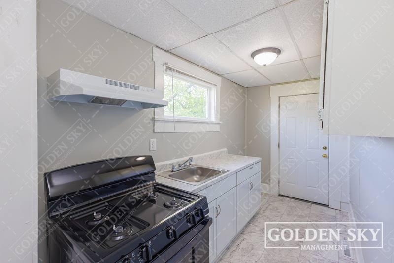 Apartment for rent at 2207 S Walnut St #1, Muncie, IN 47302