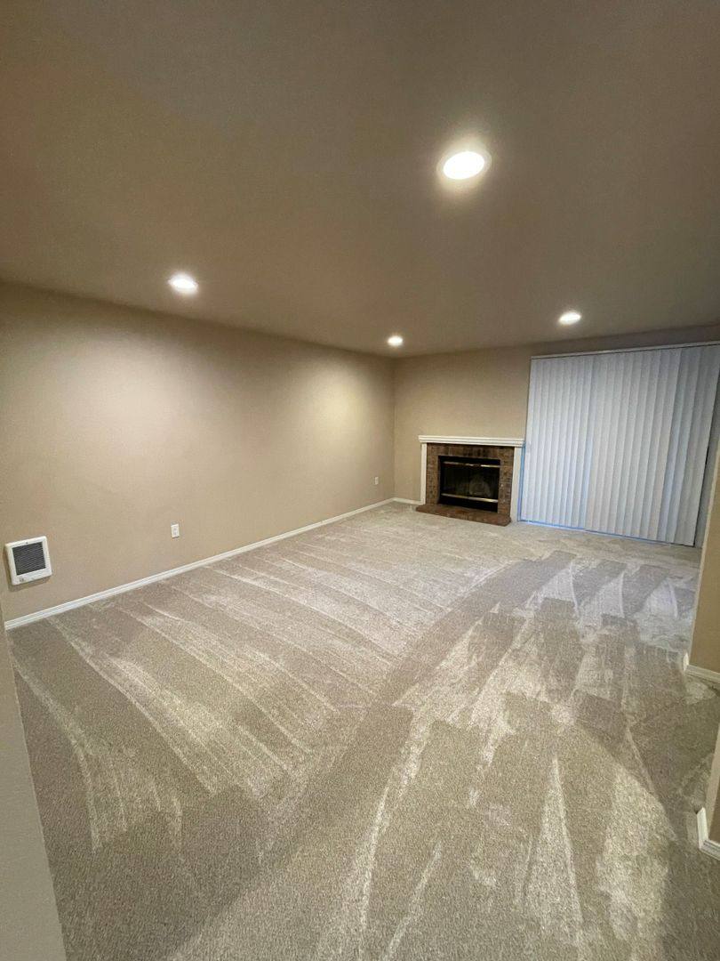 Condo for rent at 15433 Country Club Dr, Bothell, WA 98012