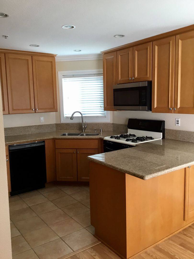 Apartment for rent at 272 S Poplar Ave, Brea, CA 92821