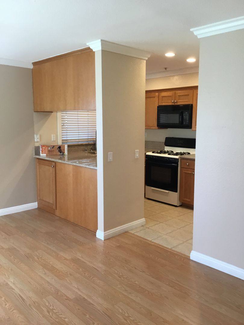 Apartment for rent at 272 S Poplar Ave, Brea, CA 92821