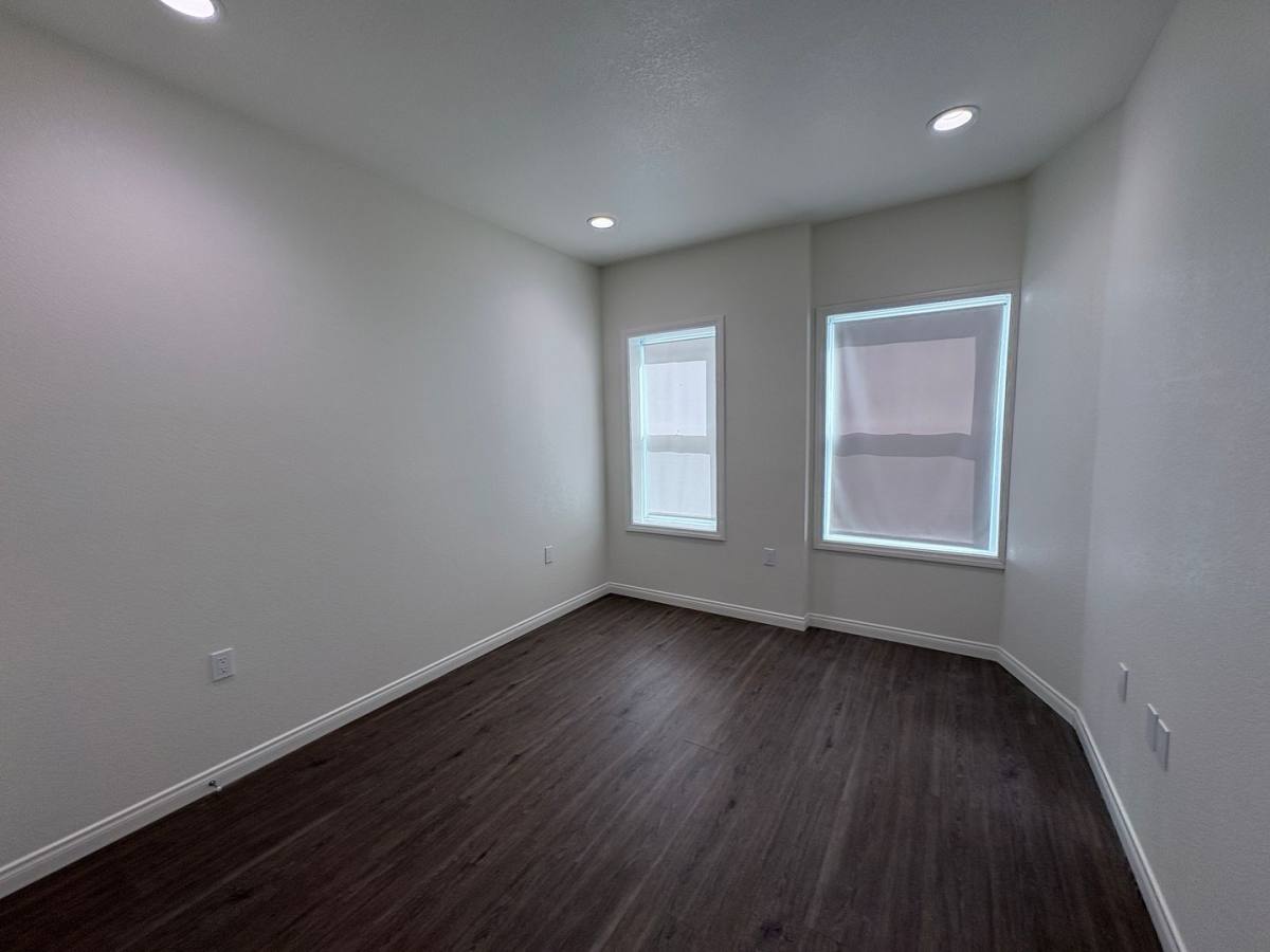 Apartment for rent at 162 E Line St Apts, Bishop, CA 93514