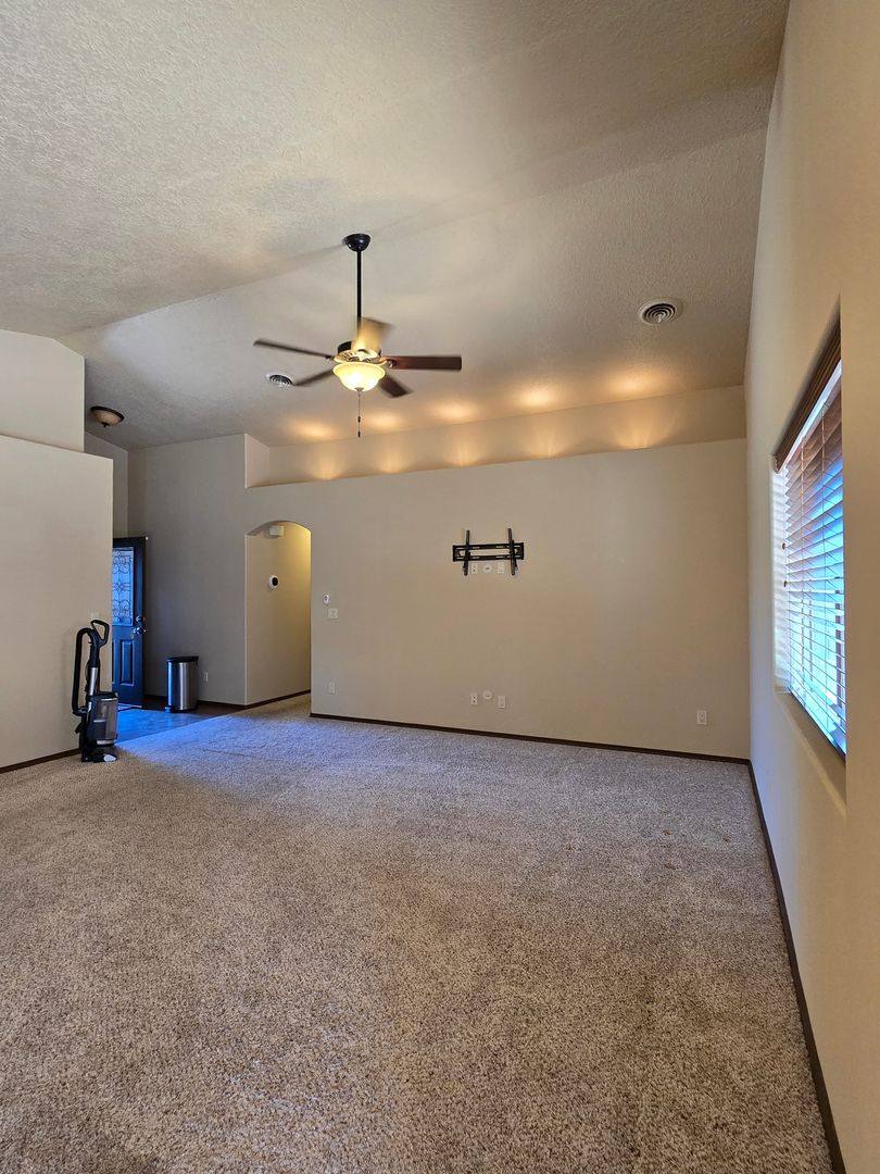 House for rent at 608 Monarch St, Farmington, NM 87401